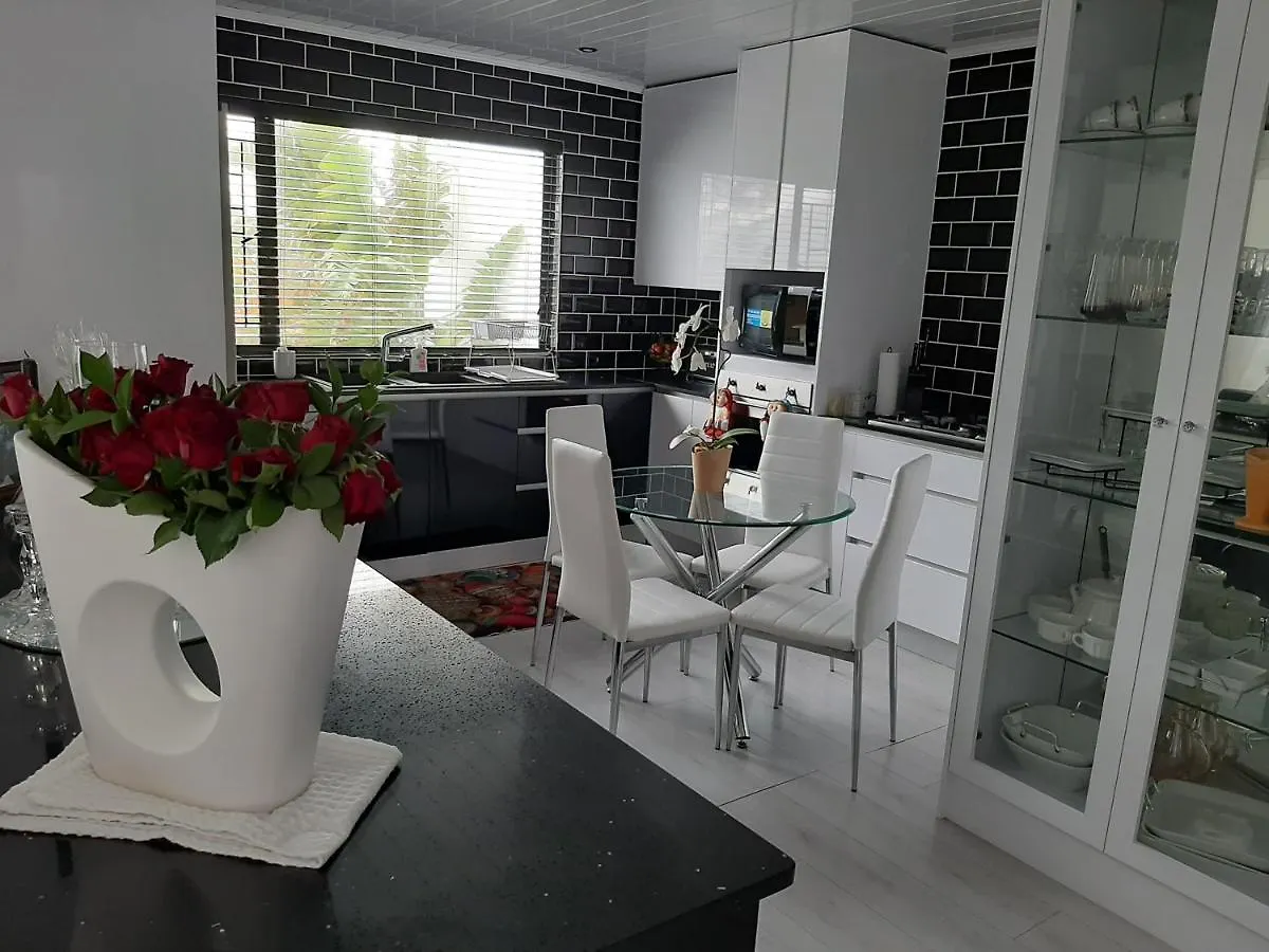 White House Villa Cape Town